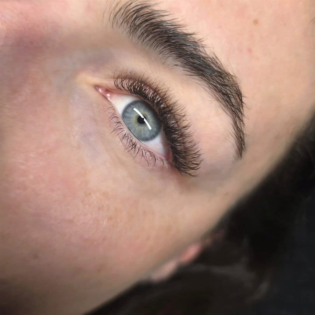 Extensions de cils — Kathy St-Laurent